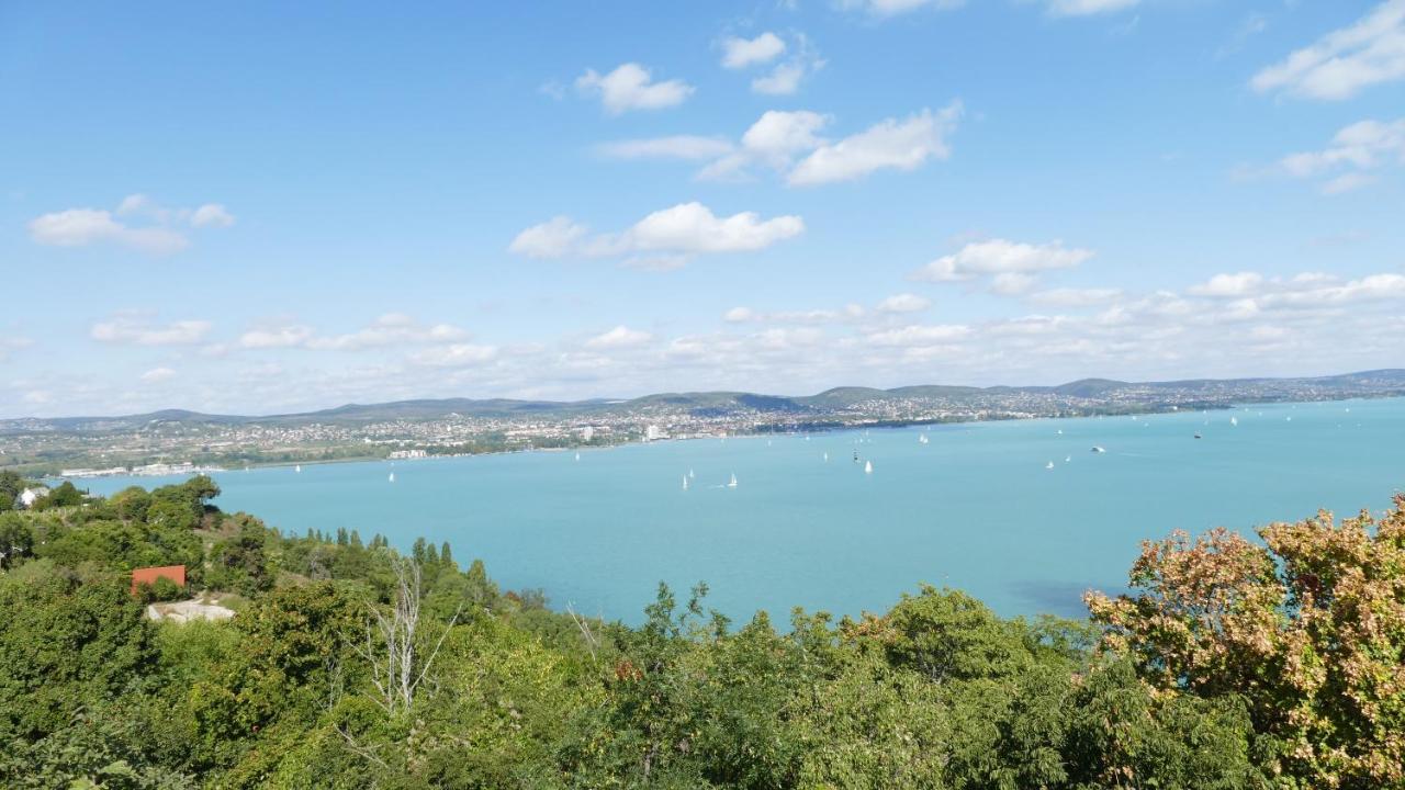 Familia Camping Balaton Hotel Balatonoszod Luaran gambar